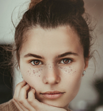 Sophie Carter - Fundadora y Estilista Principal